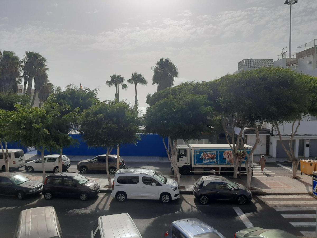 El Apartamento De Matita - Free Parking And 1' Beach Apartment Telde Exterior photo
